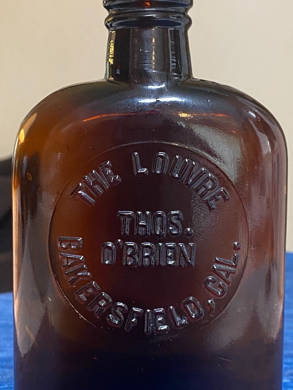 Vtg The Louvre Thomas O'Brien Bakersfield California Western Amber Flask Bottle